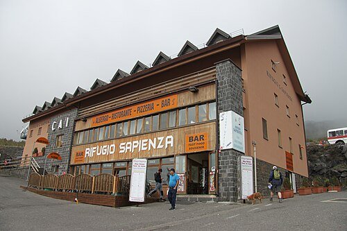 File:Mount Etna - Rifugio Sapienza.jpg