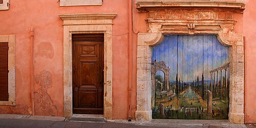 File:Peinture sur Porte..Roussillon - panoramio.jpg